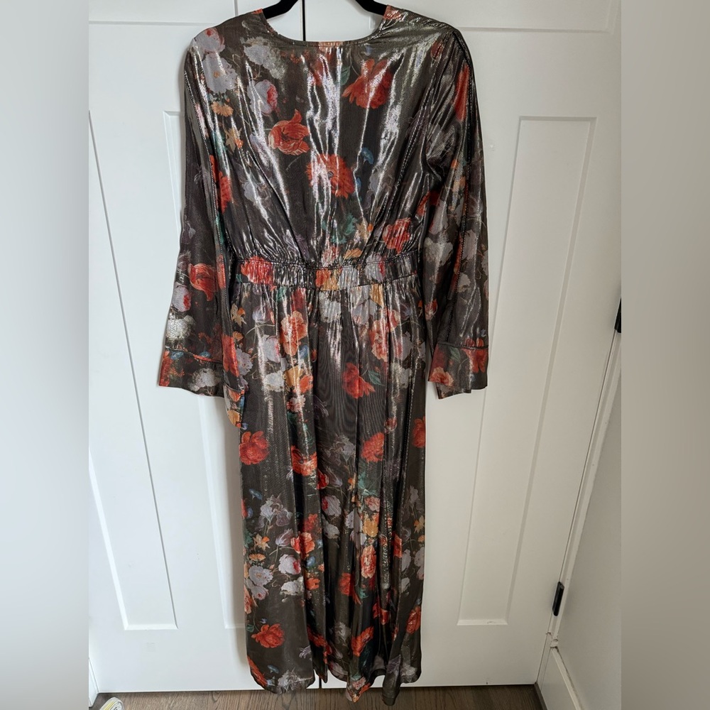 Like new Anthropologie Caballero Metallic Floral Deep V-Neck Maxi Dress size S. - Picture 7 of 9